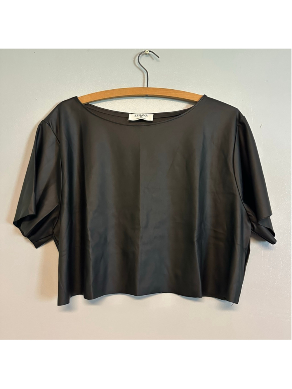 ZENANA Black Faux Leather Short Sleeve Crop Top Plus Size XL Boxy Goth Festival
